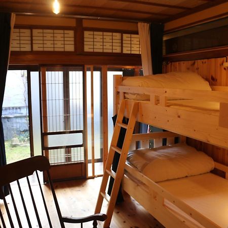 Hostel Fish In A River Takayama  Buitenkant foto