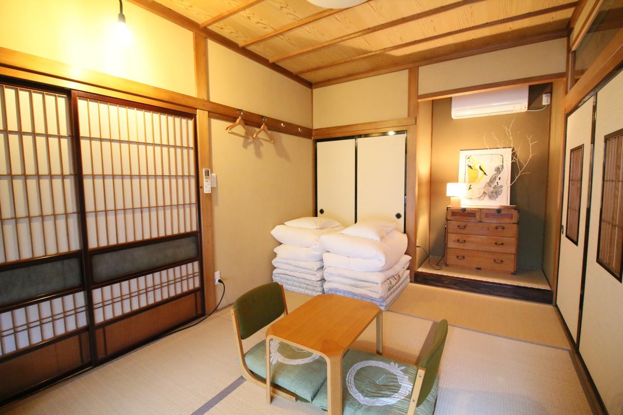 Hostel Fish In A River Takayama  Buitenkant foto